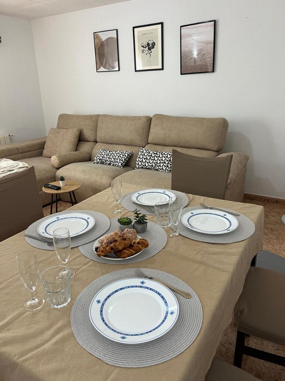 Piso Ideal Para Una Familia Ubicado Cerca Del Mar بلانيس المظهر الخارجي الصورة